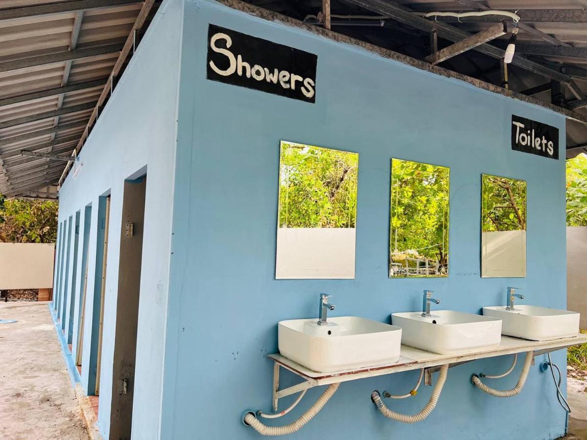 Funky Beach Hostel Sihanoukville Exterior photo
